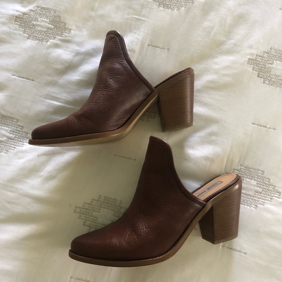 Cognac Leather Steve Madden Mules - Picture 3 of 6